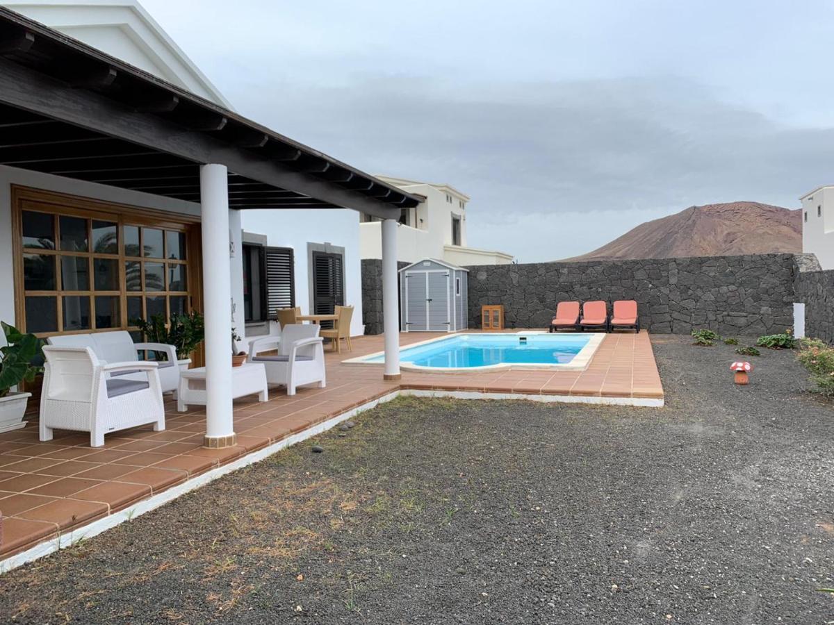 Villa Denise Яйса Экстерьер фото